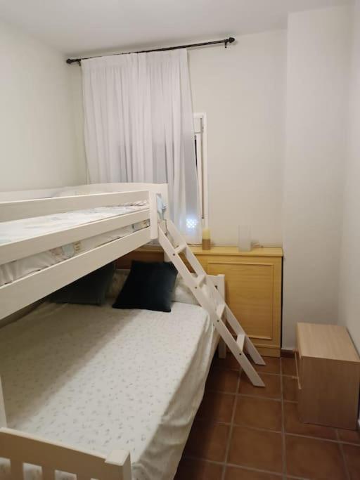 Muy Cerca De La Playa. Primera Linea. Apartment Рота Екстериор снимка